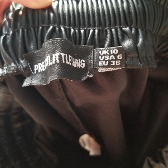 Faux leather pants - Picture 3 of 3